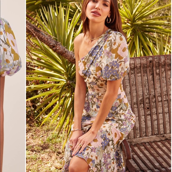 ASTR Santorini Dress - Picture 11 of 12